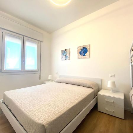 شقة Maria Luisa - Piazza Mazzini - 30 Mt Dal Mare - Jesolo المظهر الخارجي الصورة