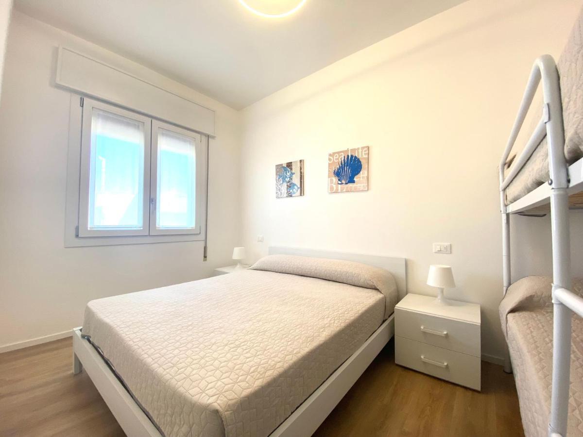 شقة Maria Luisa - Piazza Mazzini - 30 Mt Dal Mare - Jesolo المظهر الخارجي الصورة